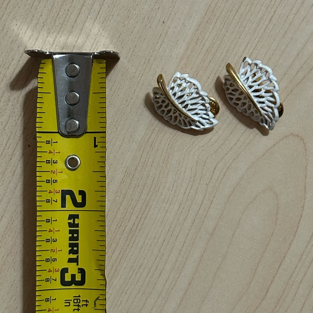 Vintage White Enamel Leaf Signed Monet Clip-on Earrings